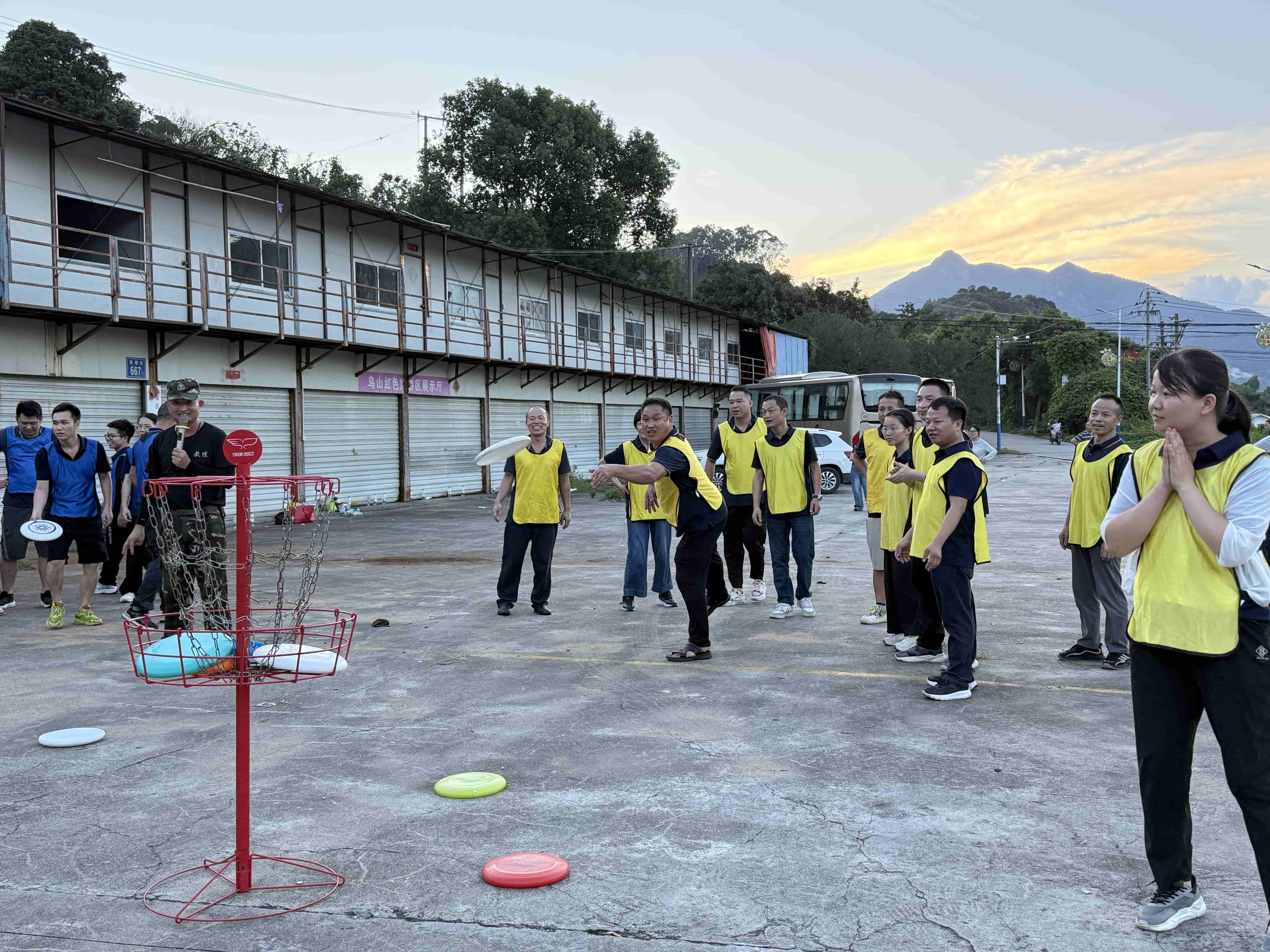 <span>团建活动</span>